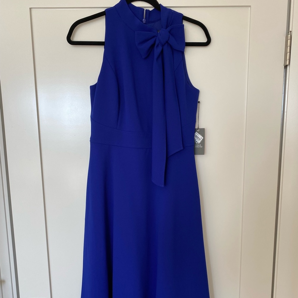 BNWT VINCE CAMUTO TIE NECK DRESS
